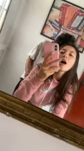 Chingandose una Morrita Frente al Espejo